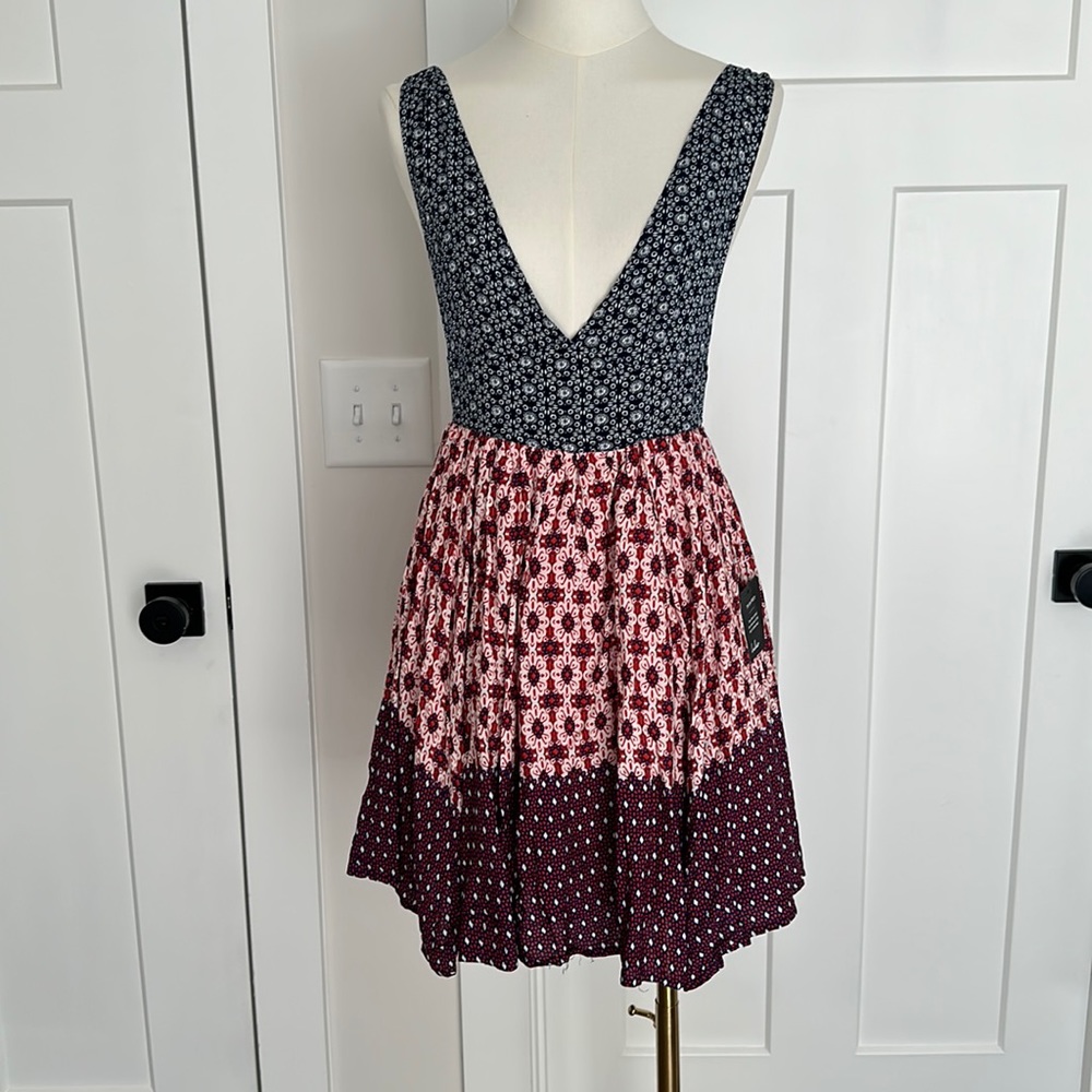 Lulus La Vie en Roses Navy Blue and Red Floral Print Dress | Size S